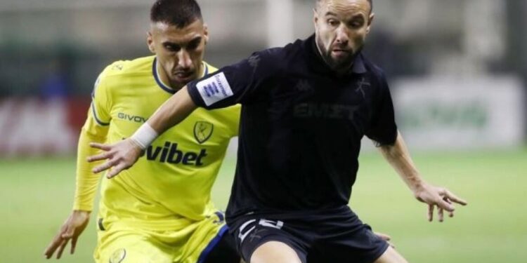 Athens Kallithea op weg naar overwinning, Panserraikos en Volos streven naar redding