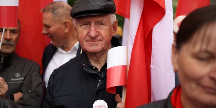 Warschau bezorgd over Russische inmenging bij presidentsverkiezingen.