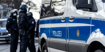 Vijf tieners gearresteerd als terroristische organisatie-leden in Duitsland