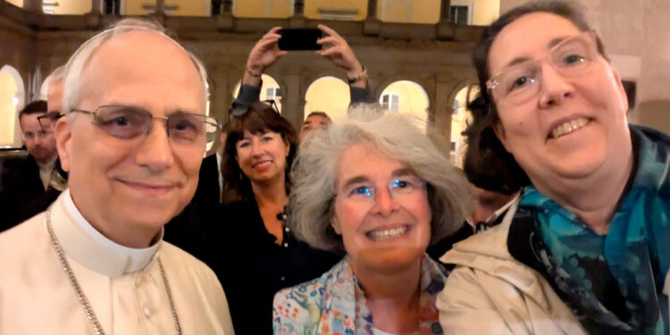 De eerste selfie van Paus Leo IX