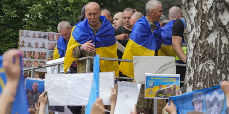 Uitwisseling van 1.000 krijgsgevangenen tussen Kyiv en Moskou voltooid