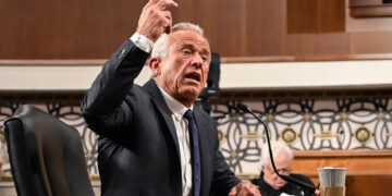 Corruptie in de medische wereld blootgelegd door Kennedy Junior