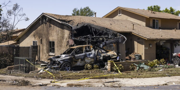 Zes doden bij vliegtuigcrash in San Diego