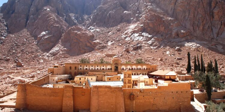 Het heilige Panterevin-klooster: bescherming tegen Mohammed.