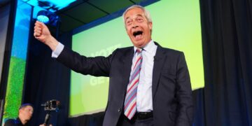 Hervormingsgolf drijft Labour en Tories naar dieptepunt in nationale stemming.