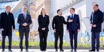 Starmer bespreekt ‘coalitie van bereidwilligen’ met Europese leiders in Oekraïne.