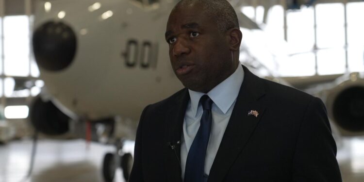 VK zal meer doen voor gewonde kinderen in Gaza, zegt minister van Buitenlandse Zaken David Lammy