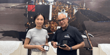 Eerste maanstenen in 50 jaar aangekomen in VK