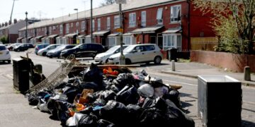 Onderhandelingen over einde staking ‘saboteren’, zegt vakbond.