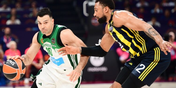 Kostas Sloukas schrijft geschiedenis met tweede Final 4-deelname