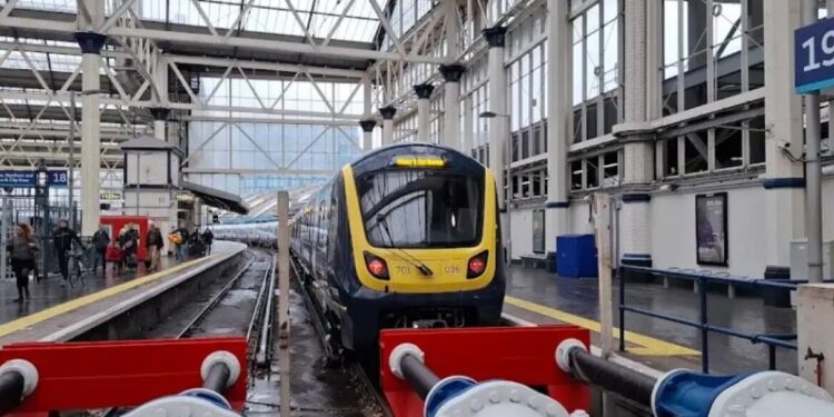 Nationalisatie van spoorwegen start bij South Western Railway Pass