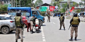 Spanningen tussen India en Pakistan escaleren: militaire operaties in gesprek