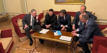 Zelenski en Europese leiders in gesprek met Trump over Oekraïne