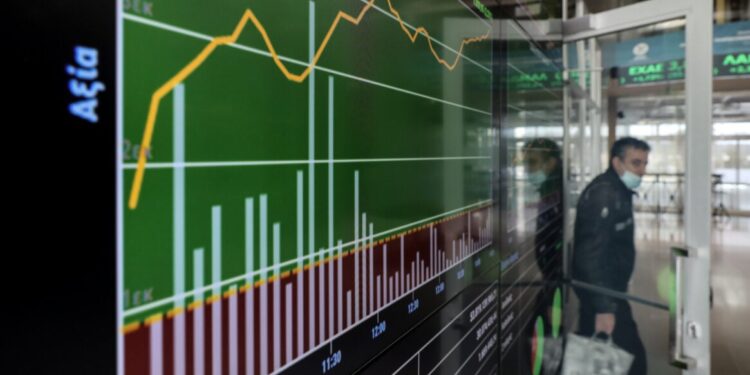 Beurs stijgt met 5% in mei, doelwit 1.800 eenheden en introductie Qualco