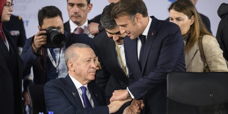 Erdogan betrokken bij Europese defensie-industrieontwikkeling