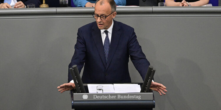 Financiële crisis in Duitsland: Vrijwillige overuren na 67 belastingvrij