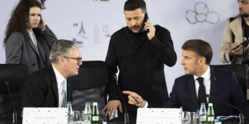 Overleg Zelenski, Macron, Mertz, Starmer en Tusk met Trump