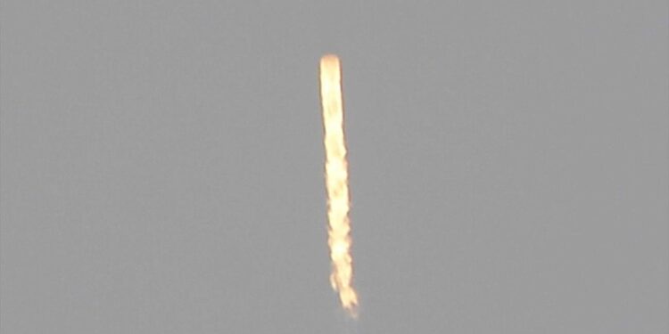 Sirenes loeien in Israël vanwege ballistische raket uit Jemen