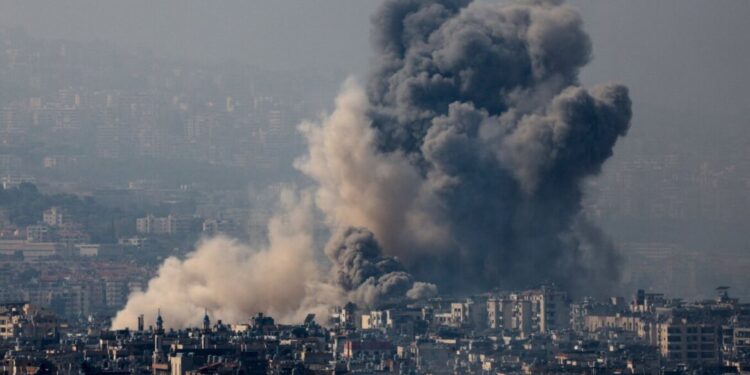 Israelische aanval op Zuid-Libanon eist leven van man en zoon