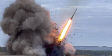 Leger raakt buskruit in Tampov, Rusland tijdens Oorlog in Oekraïne