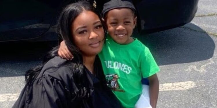 30-jarige vrouw in Georgia in mechanische steun vanwege anti-abortuswet