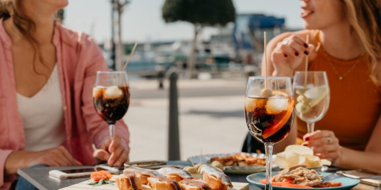 Culinaire ontdekkingstocht langs de Costa Dorada: van traditionele gerechten tot haute cuisine