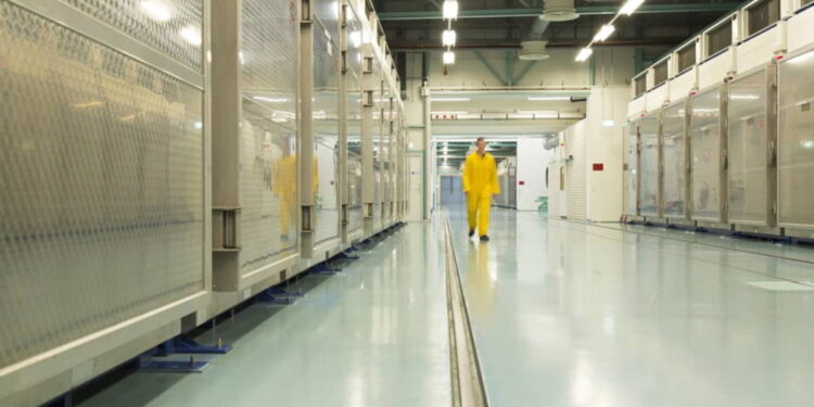 Iran bevestigt minimale schade aan nucleaire faciliteit Fordo