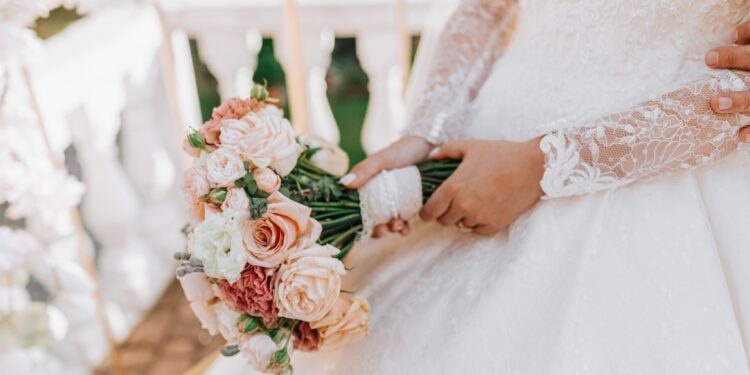 Bloedbad op bruiloft in Avignon: bruid gedood door strijdkrachten