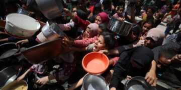 VN Veiligheidsraad stemt over plan voor staakt-het-vuren in Gaza.