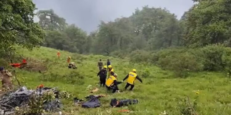 Helikopterongeluk met 6 inzittenden in noordelijke staat India