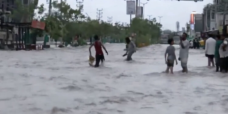 Dodelijke moesson eist minstens 18 levens in India