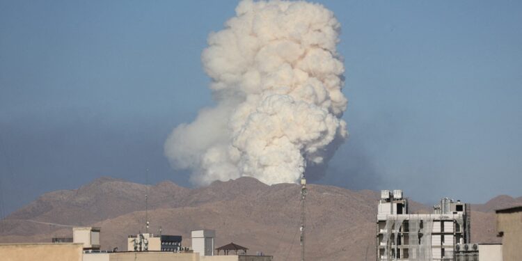 Israël doodt 30 Iraanse veiligheidsleiders en 11 nucleaire wetenschappers in oorlog