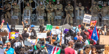 Trump: Etniciteit blijft in Los Angeles