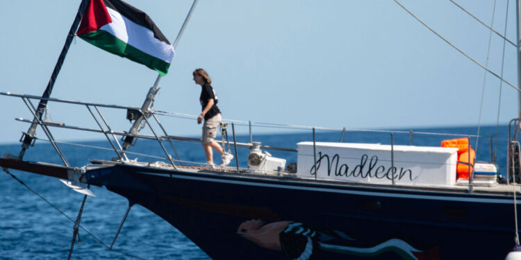 Israëlische regering beveelt leger om boot met Greta Thunberg en activisten te stoppen