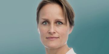 Blue Metregeli: Eerste Vrouwelijke Leider van MI6 in 116 Jaar