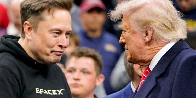Ruimtewedstrijd tussen Trump en Musk: de ultieme showdown