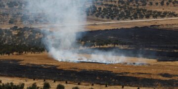 Gewonden en brand bij kolonisten in dorp nabij Ramallah, Palestijnse media melden