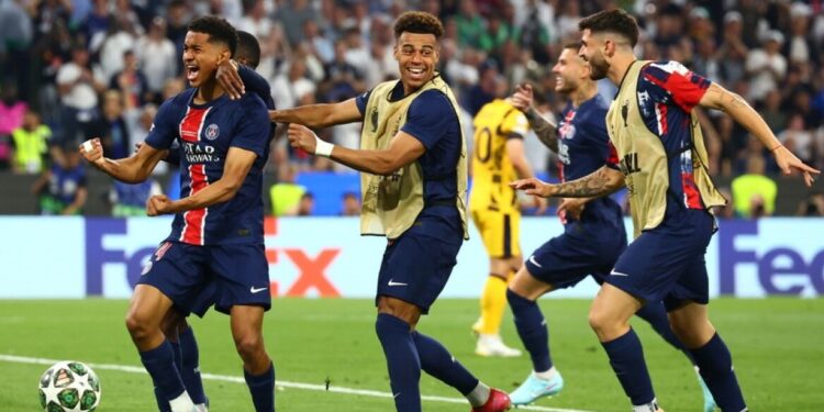 Parijs Saint-Germain begint titelverdediging in Nantes – Lyon blijft ondanks degradatiebesluit in loting