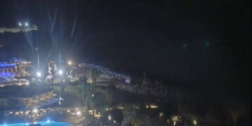 Krachtige aardbeving schudt populair hotel op Rhodos op.