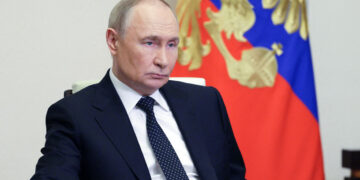 Poetin: Moskou probeert Oekraïne niet te laten capituleren