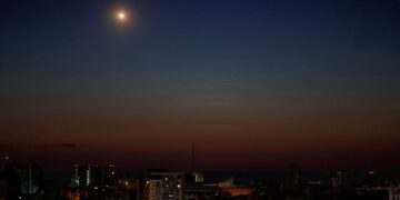 Vijf doden bij Russische raketaanval in Zuidoost-Oekraïne.