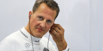 Het geheimzinnige gevecht om Sumacher’s ontwaken, tegengehouden door Corina