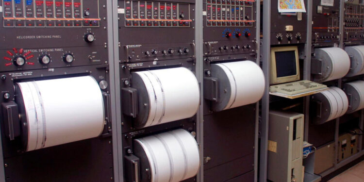 Krachtige aardbeving treft Bogota, Colombia met 6.5 op de schaal van Richter