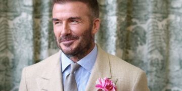 Beckham: meester in charme en nu ook ridder in PR-land.