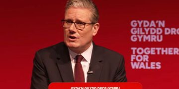 Starmer: ‘Hervorming van sociale zekerheid is morele plicht’ na koerswijziging regering