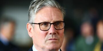 Starmer’s focus shifts from world affairs to welfare bill U-turn.