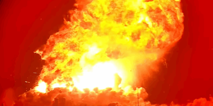 SpaceX-raket ontploft in vuurbal tijdens testlancering in Texas