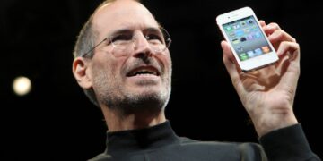 Minister vergelijkt Rachel Reeves met Steve Jobs voor financiële ommekeer in VK