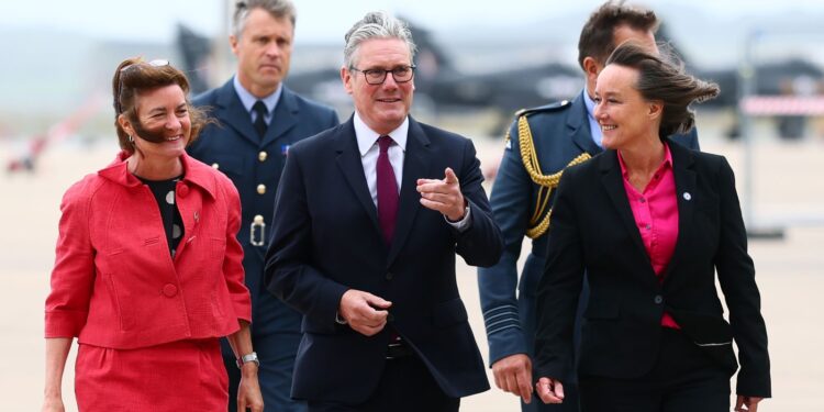 Waarschuwing premier Starmer voor ‘achterkamertjespolitiek’ tussen partijen in Wales