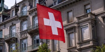 Onderzoeksgesprekken EU over betrokkenheid wapenvoorzieningsprojecten met DeLvetius